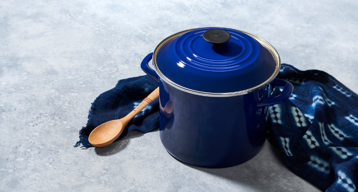 05 stock pot 11 4l 26cm vermelho le creuset